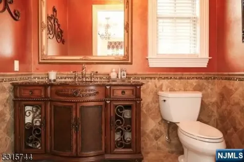 8 Pineview Boonton Township NJ 07005