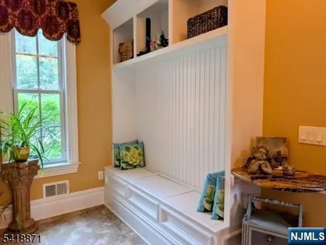 8 Pineview Boonton Township NJ 07005