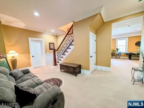 8 Pineview Boonton Township NJ 07005