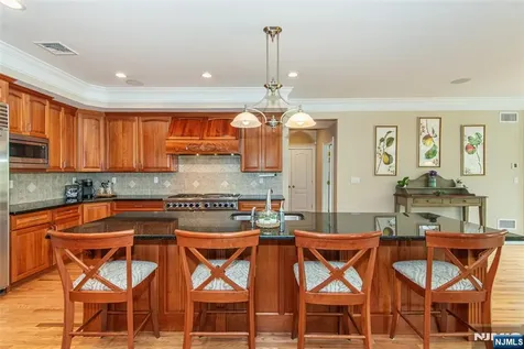 5 Julia Court Boonton Township NJ 07005