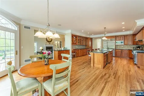 5 Julia Court Boonton Township NJ 07005
