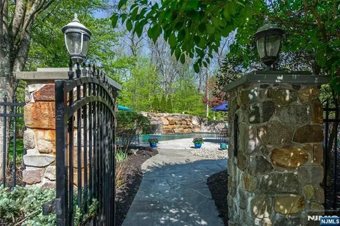 5 Julia Court Boonton Township NJ 07005