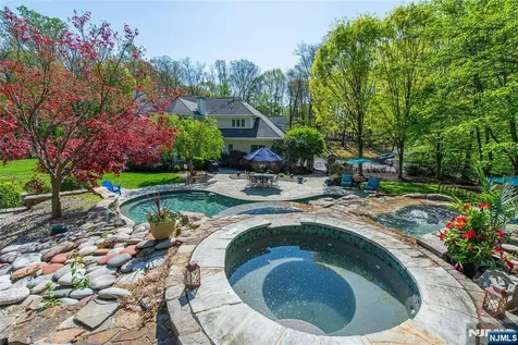 5 Julia Court Boonton Township NJ 07005