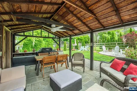 6 Maple Street Bernardsville NJ 07924