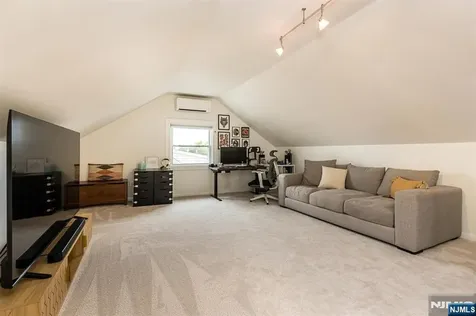 24 Fairmount Terrace West Orange NJ 07052