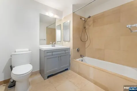 2305 City Place Edgewater NJ 07020