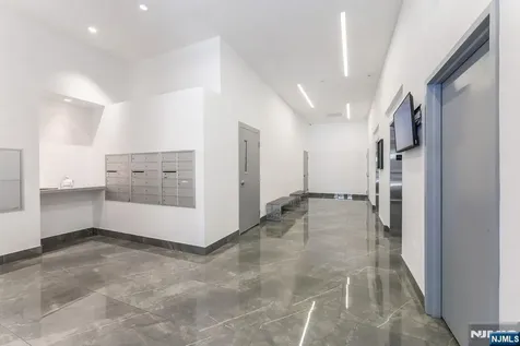 2305 City Place Edgewater NJ 07020