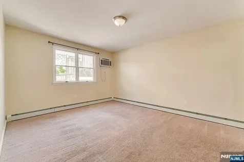 54 Chestnut Street Weehawken NJ 07086