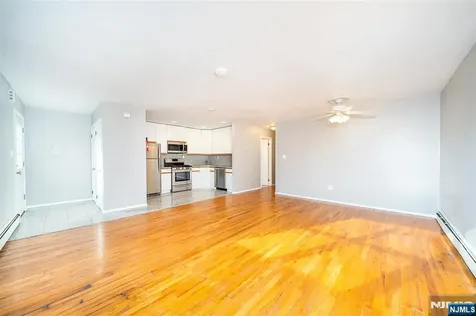 54 Chestnut Street Weehawken NJ 07086