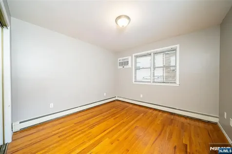 54 Chestnut Street Weehawken NJ 07086