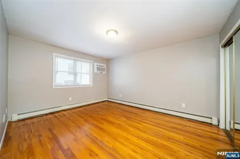 54 Chestnut Street Weehawken NJ 07086