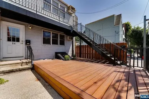 54 Chestnut Street Weehawken NJ 07086