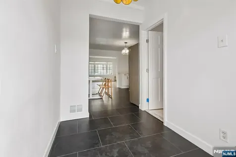 63 Garrison Street Newark NJ 07105