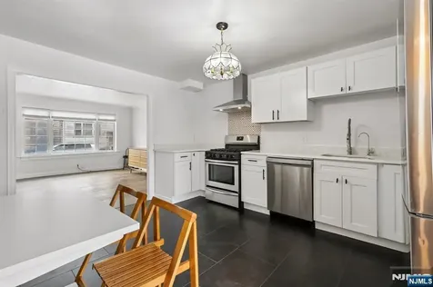 63 Garrison Street Newark NJ 07105