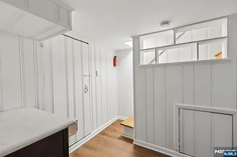 63 Garrison Street Newark NJ 07105