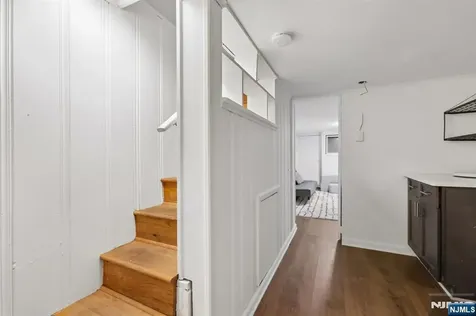 63 Garrison Street Newark NJ 07105