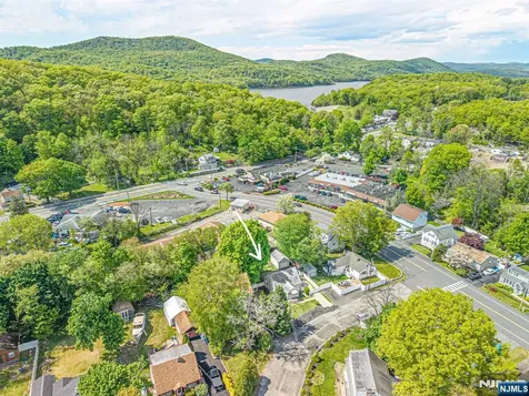 3 Terrace Lane Ringwood NJ 07456