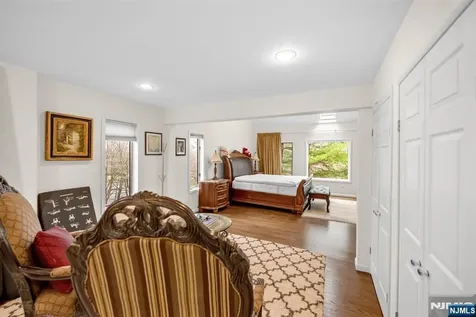 37 Berkshire Road Woodcliff Lake NJ 07677