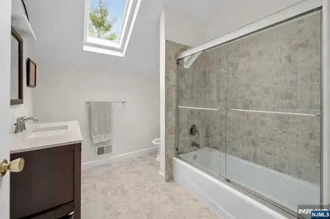 37 Berkshire Road Woodcliff Lake NJ 07677