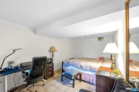 37 Berkshire Road Woodcliff Lake NJ 07677