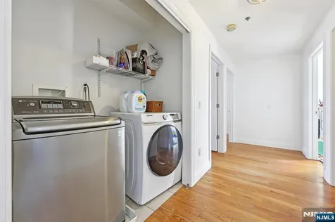 15-19 Tichenor Newark NJ 07112