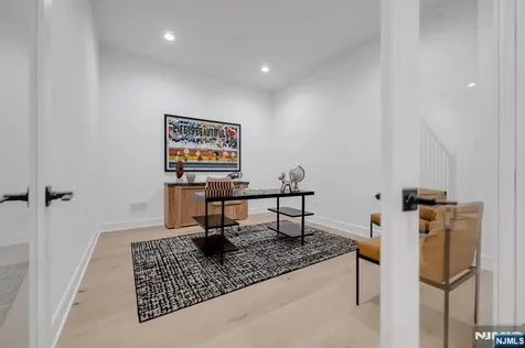 27 Feldman Court Paramus NJ 07652