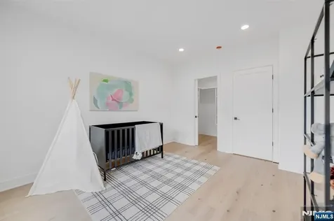 27 Feldman Court Paramus NJ 07652