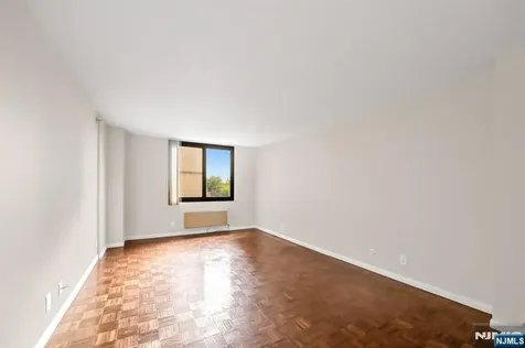 326 Prospect Avenue Hackensack NJ 07601