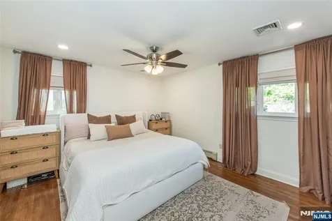 18 Evergreen Drive Lincoln Park Borough NJ 07035