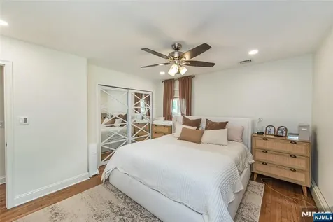 18 Evergreen Drive Lincoln Park Borough NJ 07035