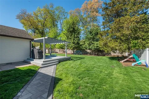18 Evergreen Drive Lincoln Park Borough NJ 07035