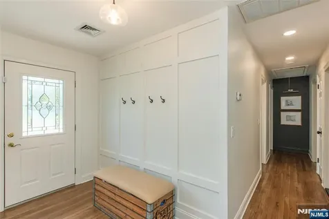 18 Evergreen Drive Lincoln Park Borough NJ 07035
