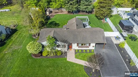 18 Evergreen Drive Lincoln Park Borough NJ 07035