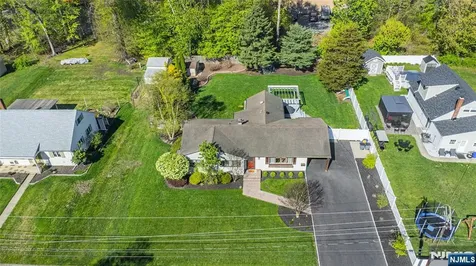18 Evergreen Drive Lincoln Park Borough NJ 07035
