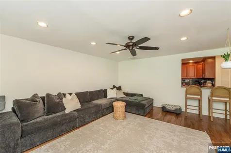 18 Evergreen Drive Lincoln Park Borough NJ 07035