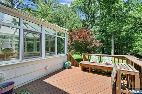 522 Helena Avenue Wyckoff NJ 07481