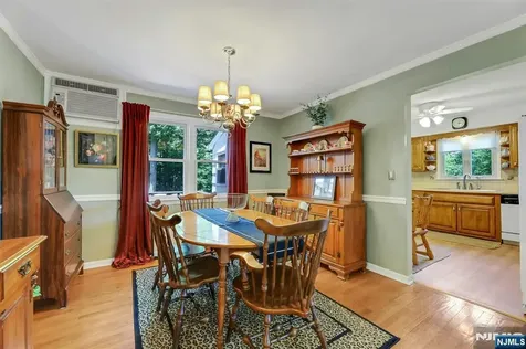 522 Helena Avenue Wyckoff NJ 07481