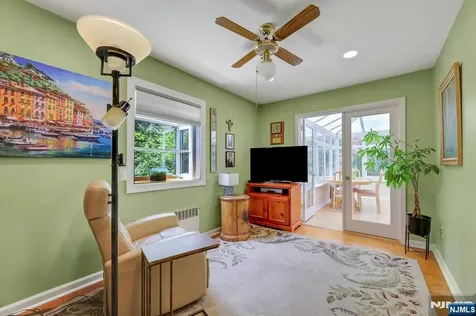 522 Helena Avenue Wyckoff NJ 07481