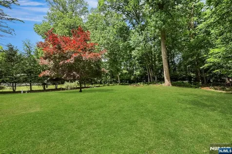 522 Helena Avenue Wyckoff NJ 07481