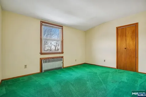 649 8th Street Carlstadt NJ 07072