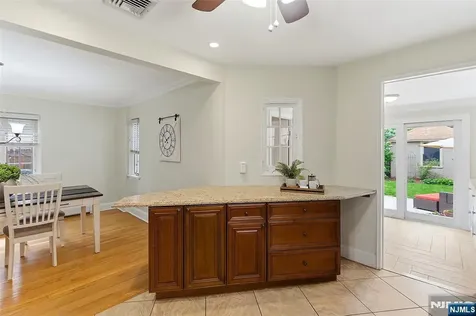 31 Martin Terrace Hackensack NJ 07601