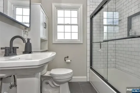 11 Onyx Terrace North Haledon NJ 07508