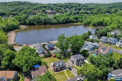 11 Onyx Terrace North Haledon NJ 07508