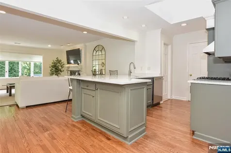 60 Dimmig Road Upper Saddle River NJ 07458