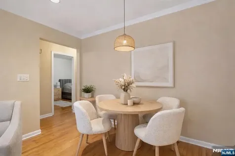 201 Oakdene Place Cliffside Park NJ 07010