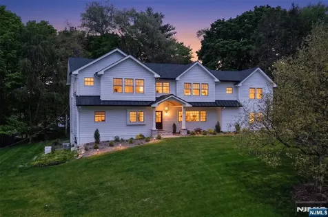 17 Grandview Avenue Upper Saddle River NJ 07458