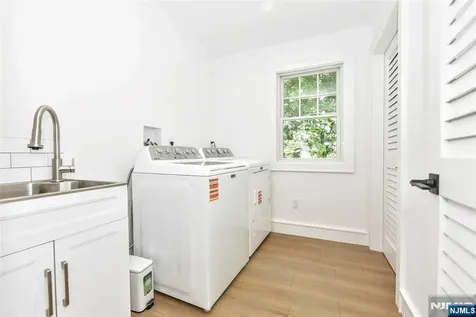 17 Grandview Avenue Upper Saddle River NJ 07458