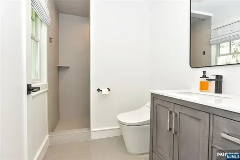 17 Grandview Avenue Upper Saddle River NJ 07458