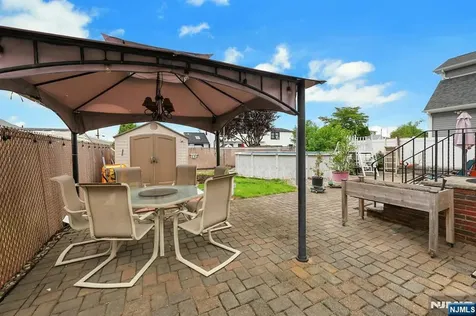 23 William Street Saddle Brook NJ 07663