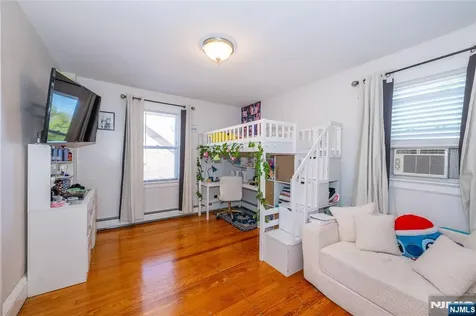 690 Garden Street Maywood NJ 07607